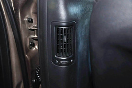 2013款现代全新胜达2.4L自动四驱尊贵型