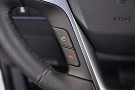 2013款现代全新胜达2.4L自动四驱尊贵型
