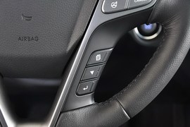 2013款现代全新胜达2.4L自动四驱尊贵型