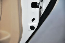 2013款北京汽车E150自动乐天型