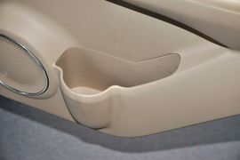 2013款北京汽车E150自动乐天型