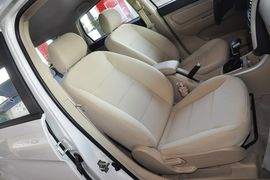 2013款北京汽车E150自动乐天型