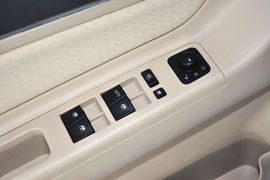 2013款北京汽车E150自动乐天型