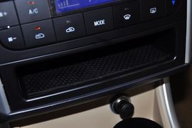 2013款北京汽车E150自动乐天型