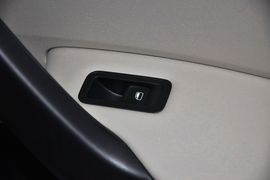 2013款斯柯达昕锐1.6L手动优选型