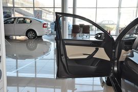 2013款斯柯达昕锐1.6L手动优选型