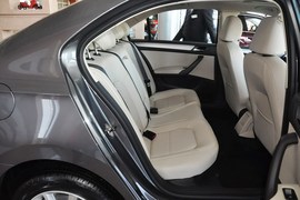2013款斯柯达昕锐1.6L手动优选型