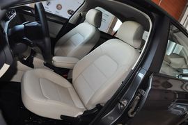 2013款斯柯达昕锐1.6L手动优选型