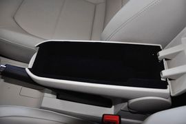 2013款斯柯达昕锐1.6L手动优选型