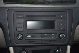 2013款斯柯达昕锐1.6L手动优选型