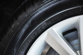 2013款斯柯达昕锐1.6L手动优选型
