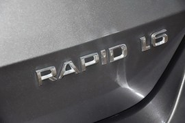 2013款斯柯达昕锐1.6L手动优选型