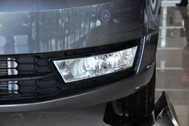 2013款斯柯达昕锐1.6L手动优选型