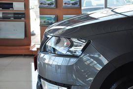 2013款斯柯达昕锐1.6L手动优选型
