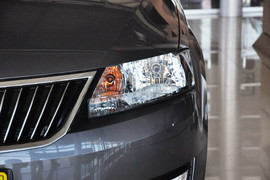 2013款斯柯达昕锐1.6L手动优选型