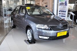 2013款斯柯达昕锐1.6L手动优选型