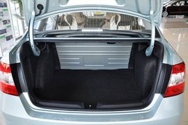 2013款斯柯达昕锐1.4L手动乐选型