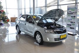 2013款斯柯达昕锐1.4L手动乐选型