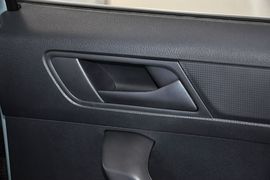 2013款斯柯达昕锐1.4L手动乐选型