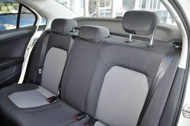 2013款斯柯达昕锐1.4L手动乐选型