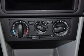 2013款斯柯达昕锐1.4L手动乐选型
