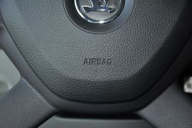 2013款斯柯达昕锐1.4L手动乐选型
