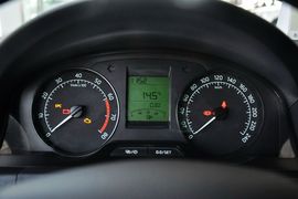 2013款斯柯达昕锐1.4L手动乐选型