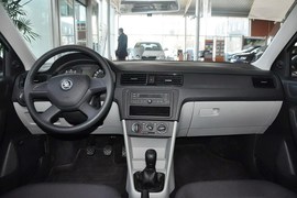 2013款斯柯达昕锐1.4L手动乐选型
