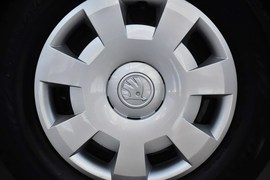 2013款斯柯达昕锐1.4L手动乐选型