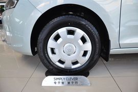 2013款斯柯达昕锐1.4L手动乐选型