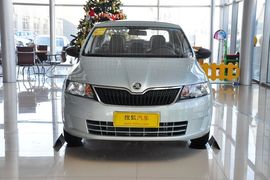 2013款斯柯达昕锐1.4L手动乐选型