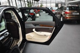 2013款奥迪A8L