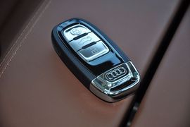 2013款奥迪A8L