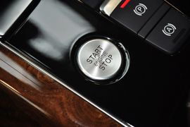 2013款奥迪A8L