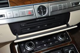 2013款奥迪A8L