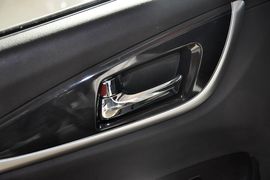 2013款本田凌派1.8L