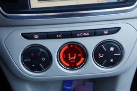 2014款全新爱丽舍1.6L手自一体豪华型漠河冰雪试驾