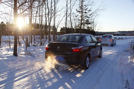 2014款全新爱丽舍1.6L手自一体豪华型漠河冰雪试驾