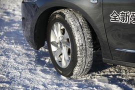 2014款全新爱丽舍1.6L手自一体豪华型漠河冰雪试驾