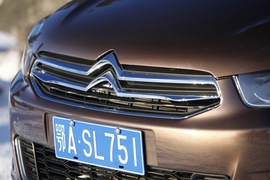 2014款全新爱丽舍1.6L手自一体豪华型漠河冰雪试驾