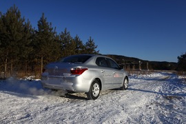 2014款全新爱丽舍1.6L手自一体豪华型漠河冰雪试驾