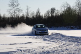 2014款全新爱丽舍1.6L手自一体豪华型漠河冰雪试驾