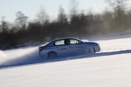 2014款全新爱丽舍1.6L手自一体豪华型漠河冰雪试驾