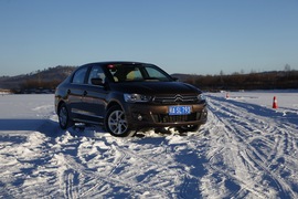 2014款全新爱丽舍1.6L手自一体豪华型漠河冰雪试驾