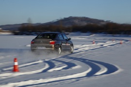 2014款全新爱丽舍1.6L手自一体豪华型漠河冰雪试驾