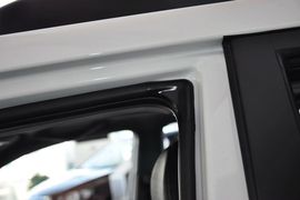2013款起亚狮跑2.0L