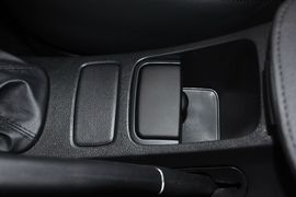 2013款起亚狮跑2.0L