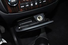 2013款起亚狮跑2.0L
