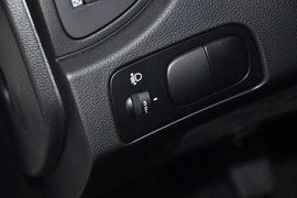 2013款起亚狮跑2.0L