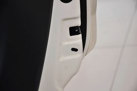 2013款起亚秀尔1.6L